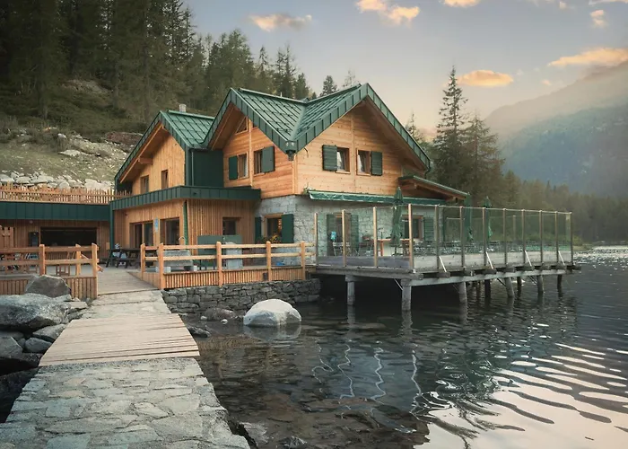 Rifugio Lago MalghetteAlbergo